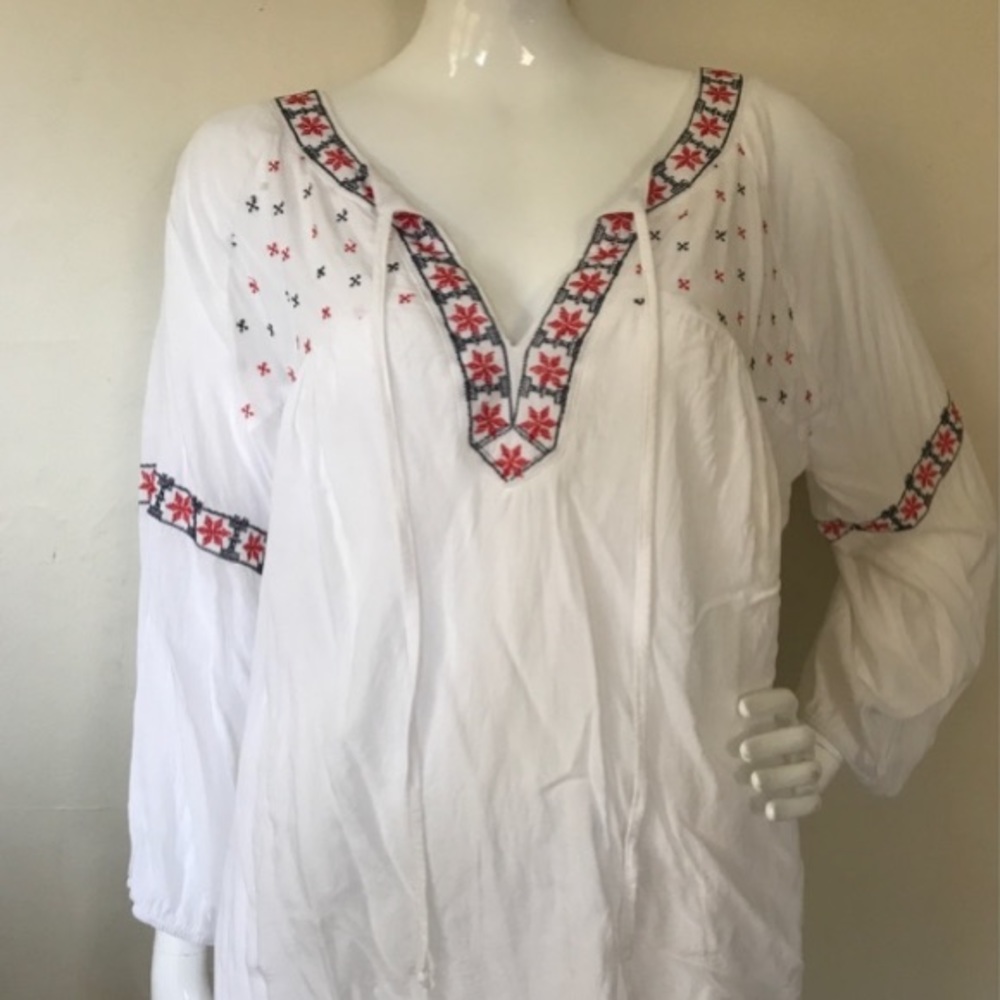 White Boho Embroidered Top Long Sleeve Size 1X - Picture 1 of 12